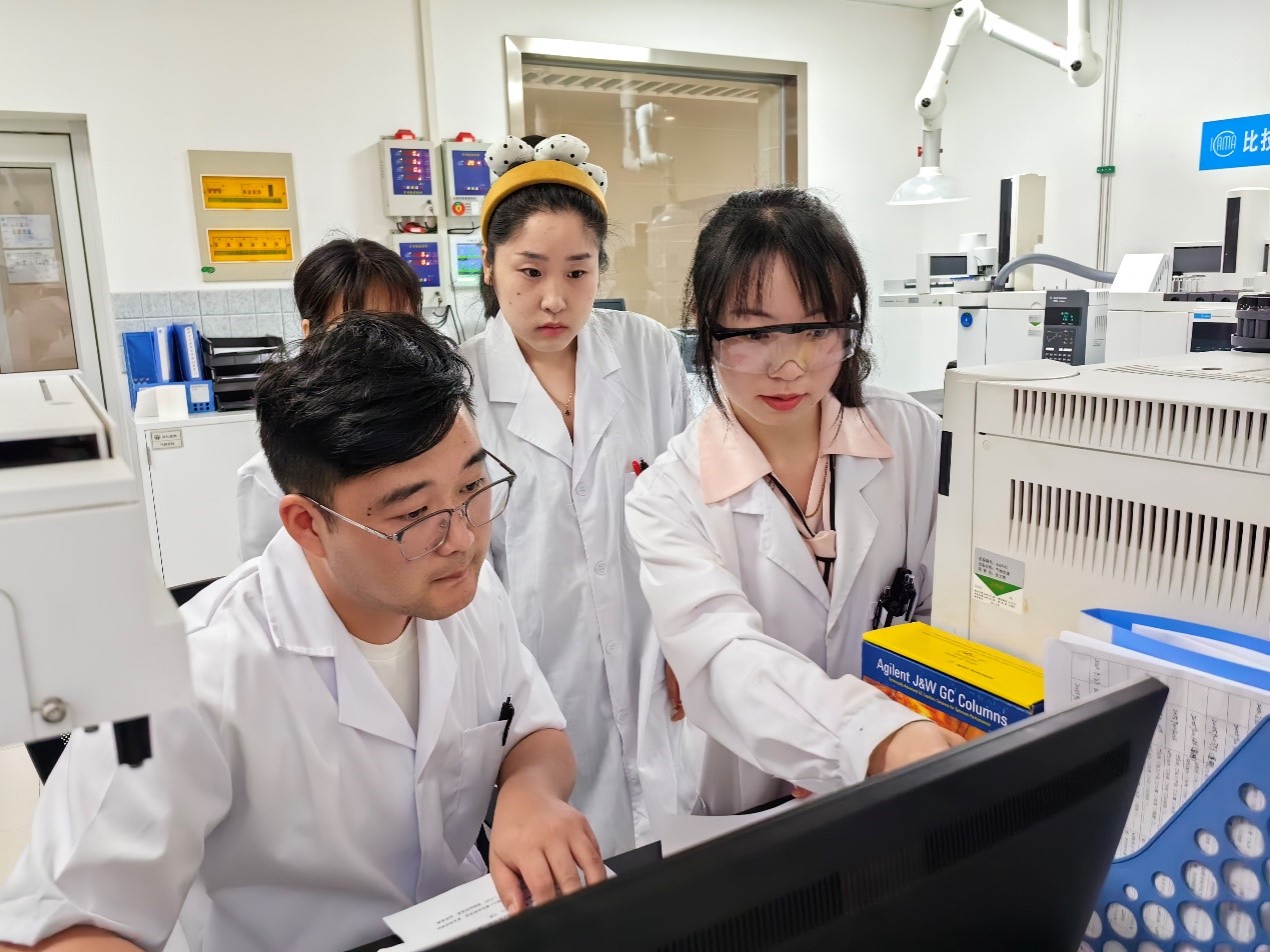 1745222944233282.jpg 2.jpg